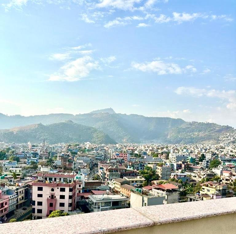 Penthouse 3 Bedroom Apartment With A Beautiful View Pokhara Buitenkant foto