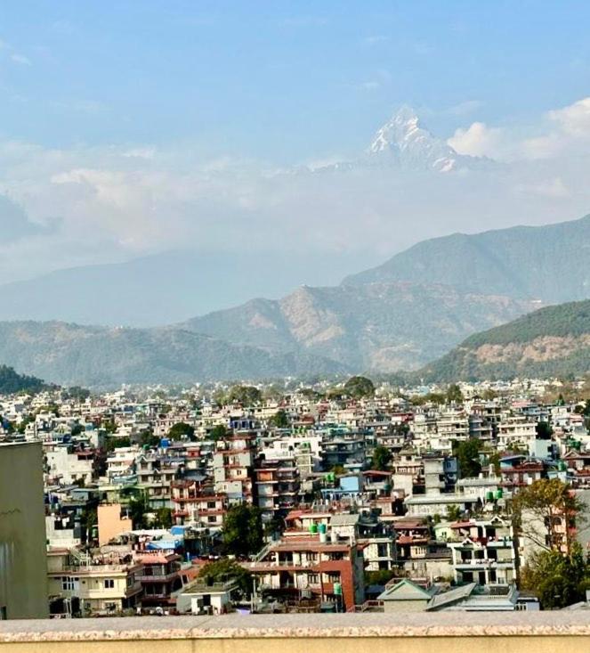 Penthouse 3 Bedroom Apartment With A Beautiful View Pokhara Buitenkant foto